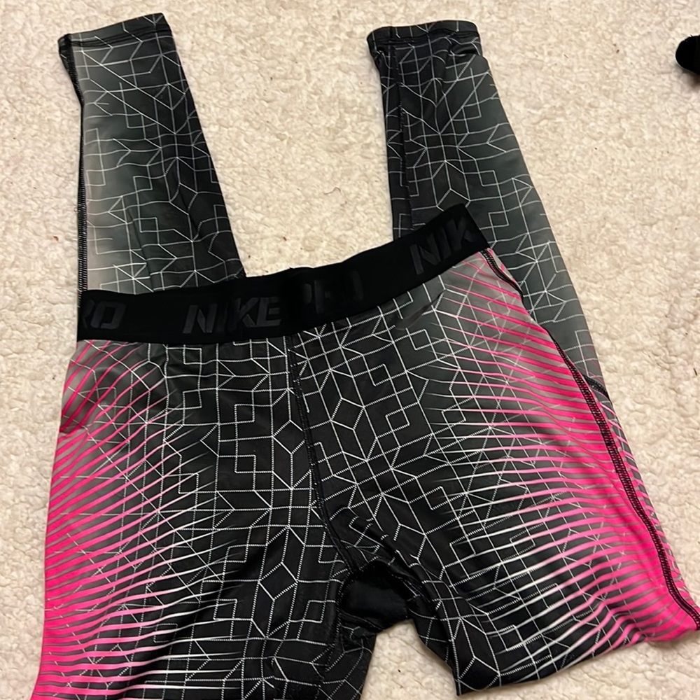 Nike Pro leggings size medium
